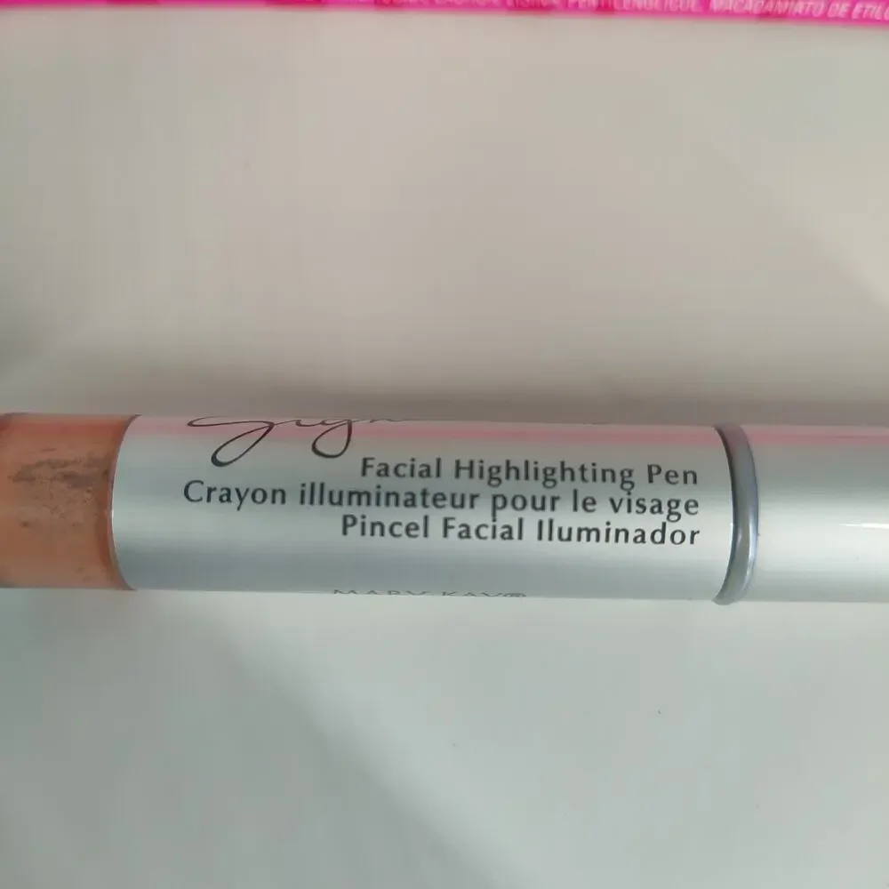2X Shade 1 New Mary Kay Facial Highlighting Pen 002399 Full Size NIB